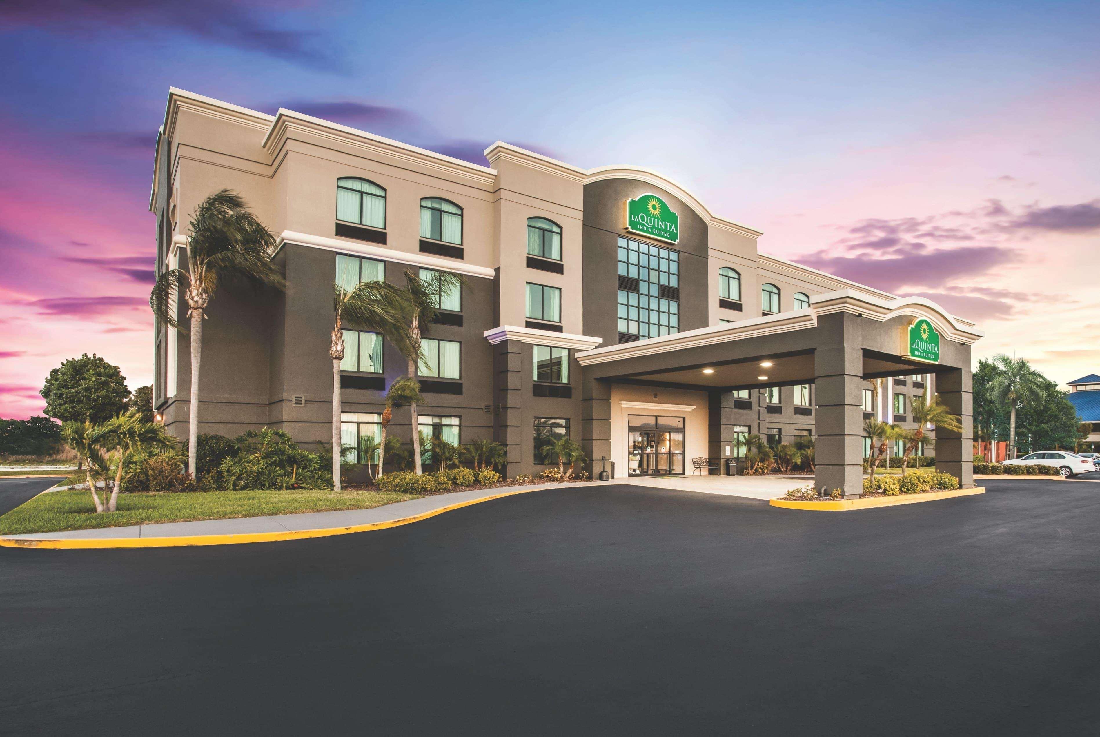 Готель La Quinta By Wyndham Clearwater South Екстер'єр фото